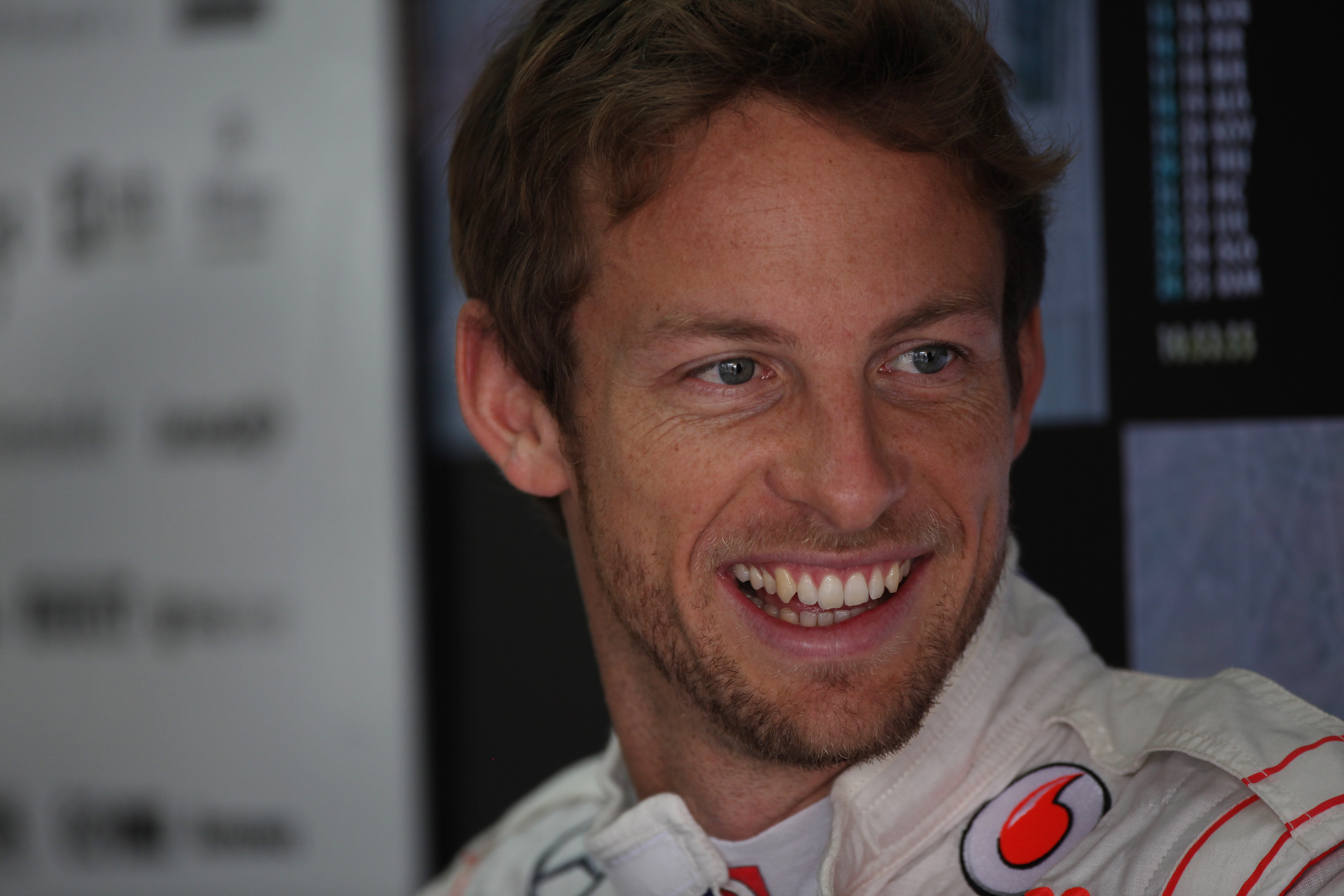 Button: ‘Veel voordelen aan meerjarige McLaren-deal’