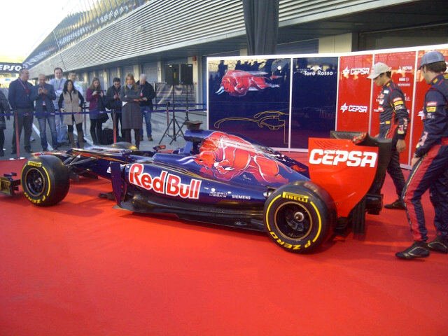 Toro Rosso presenteert de STR7