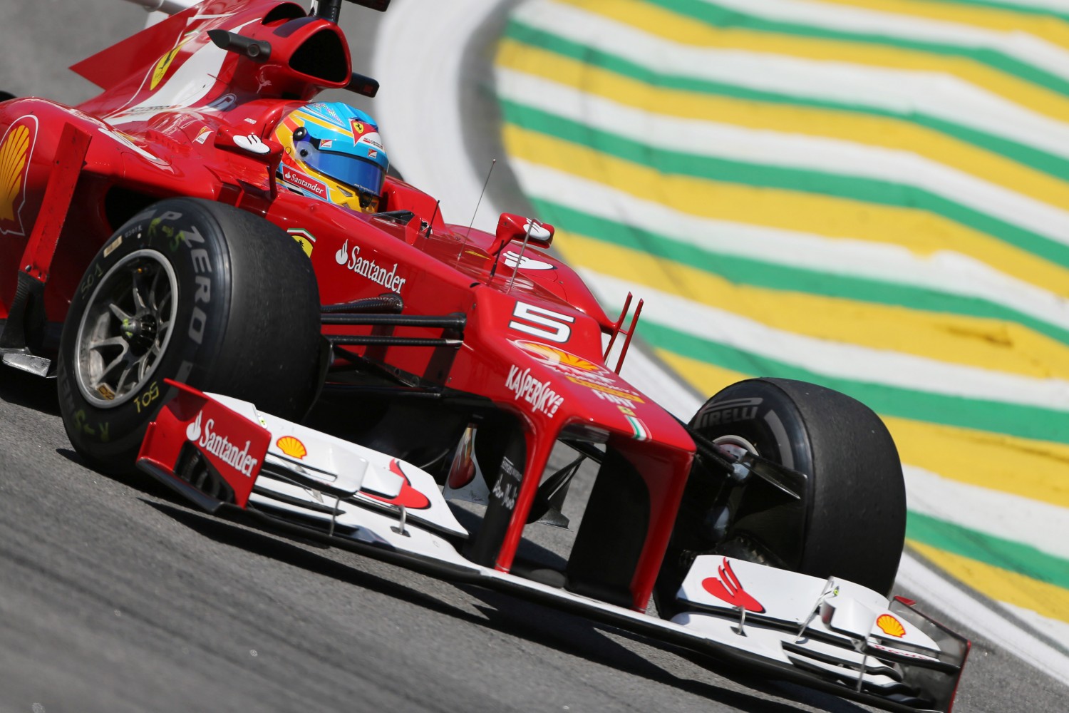 Alonso: 'Ferrari moet grens reglement opzoeken' | Formule1.nl