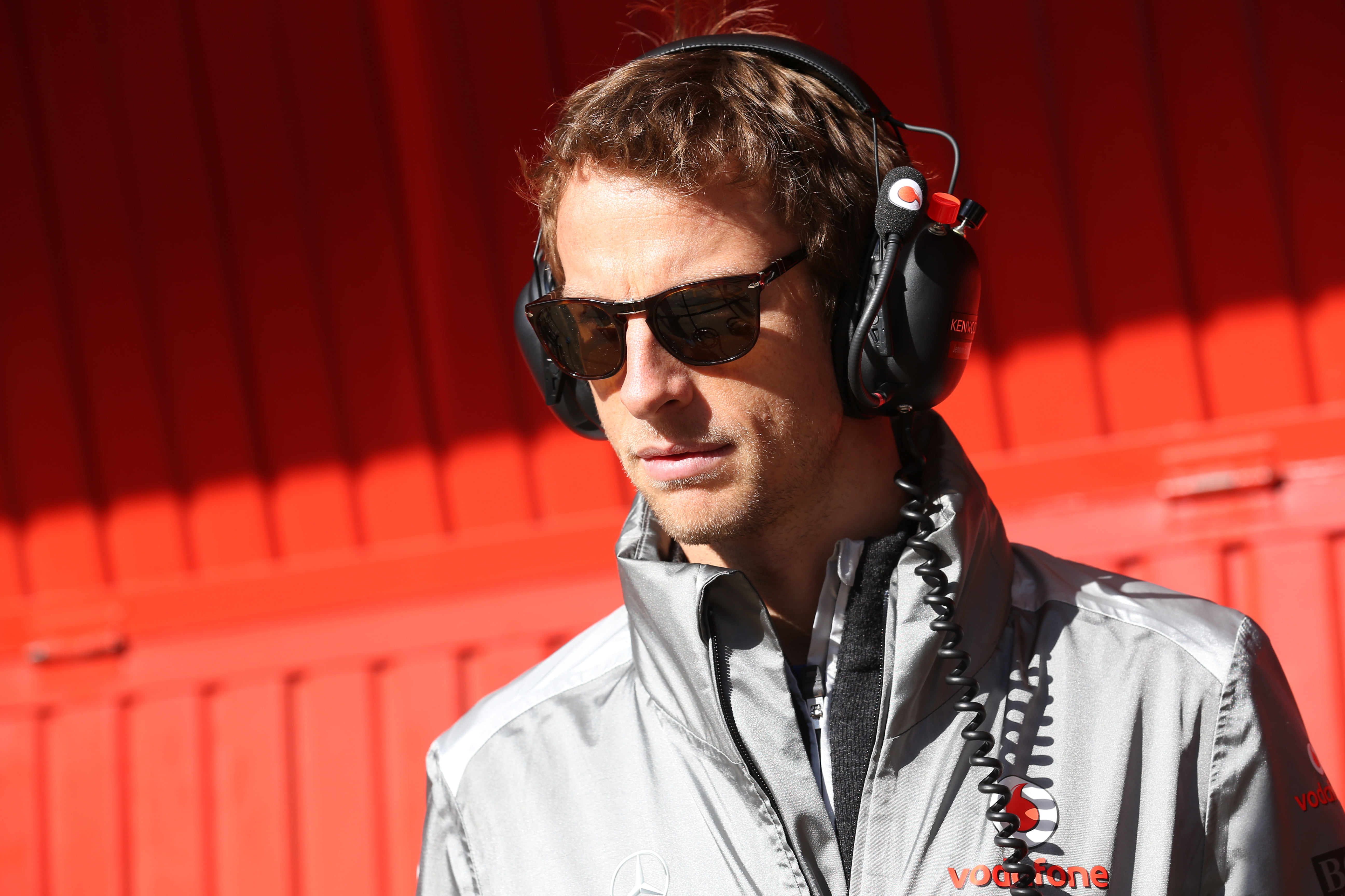 Button verbaasd na kritiek Hamilton op McLaren