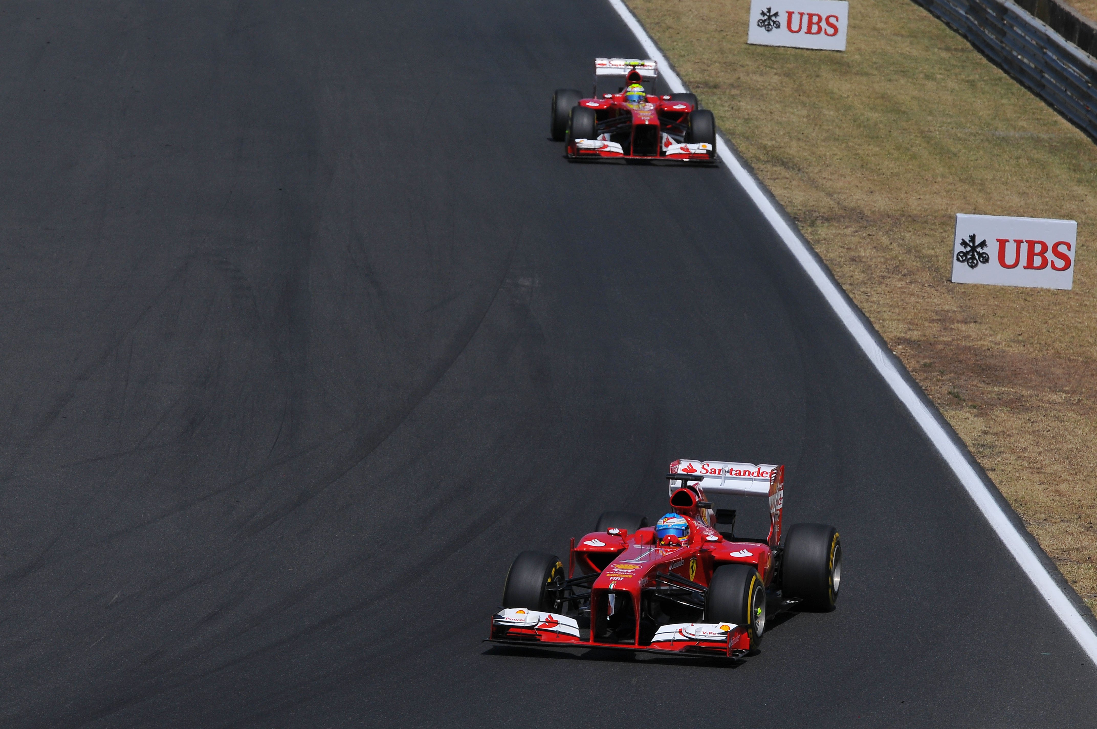 Alonso ontsnapt aan straf en wordt vijfde