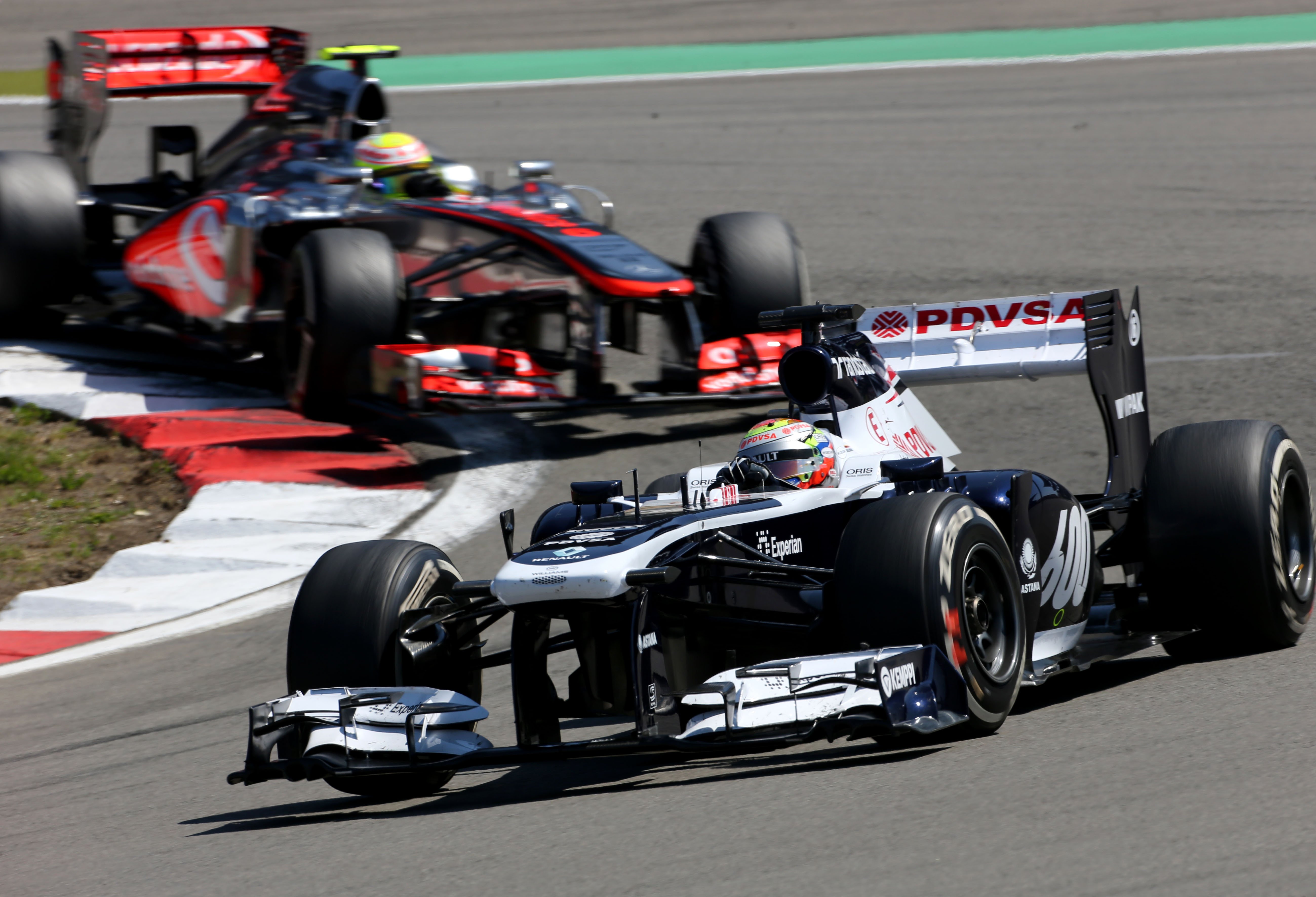 Williams verliest punten in de pits