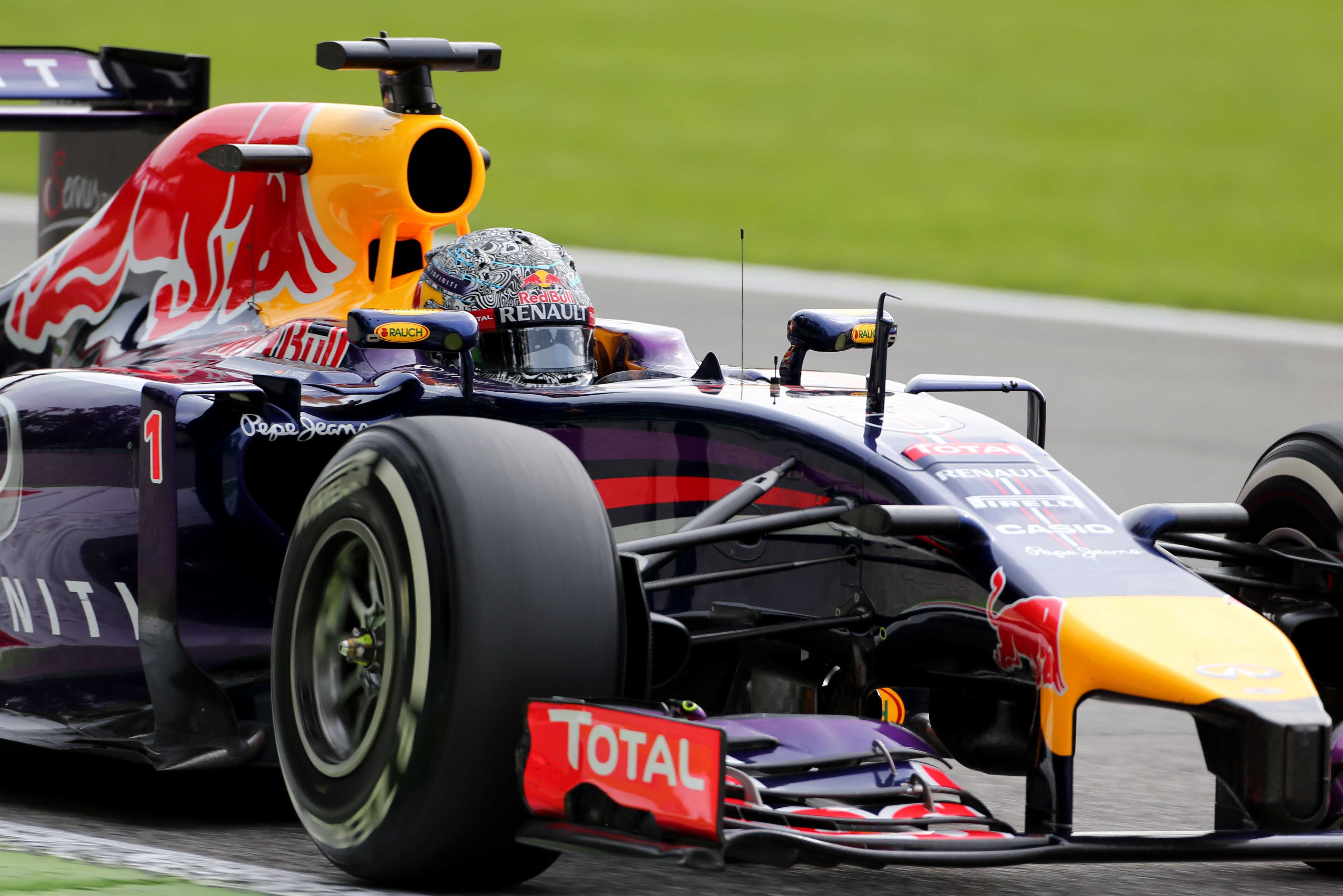 Prima dag Vettel, valse start Ricciardo