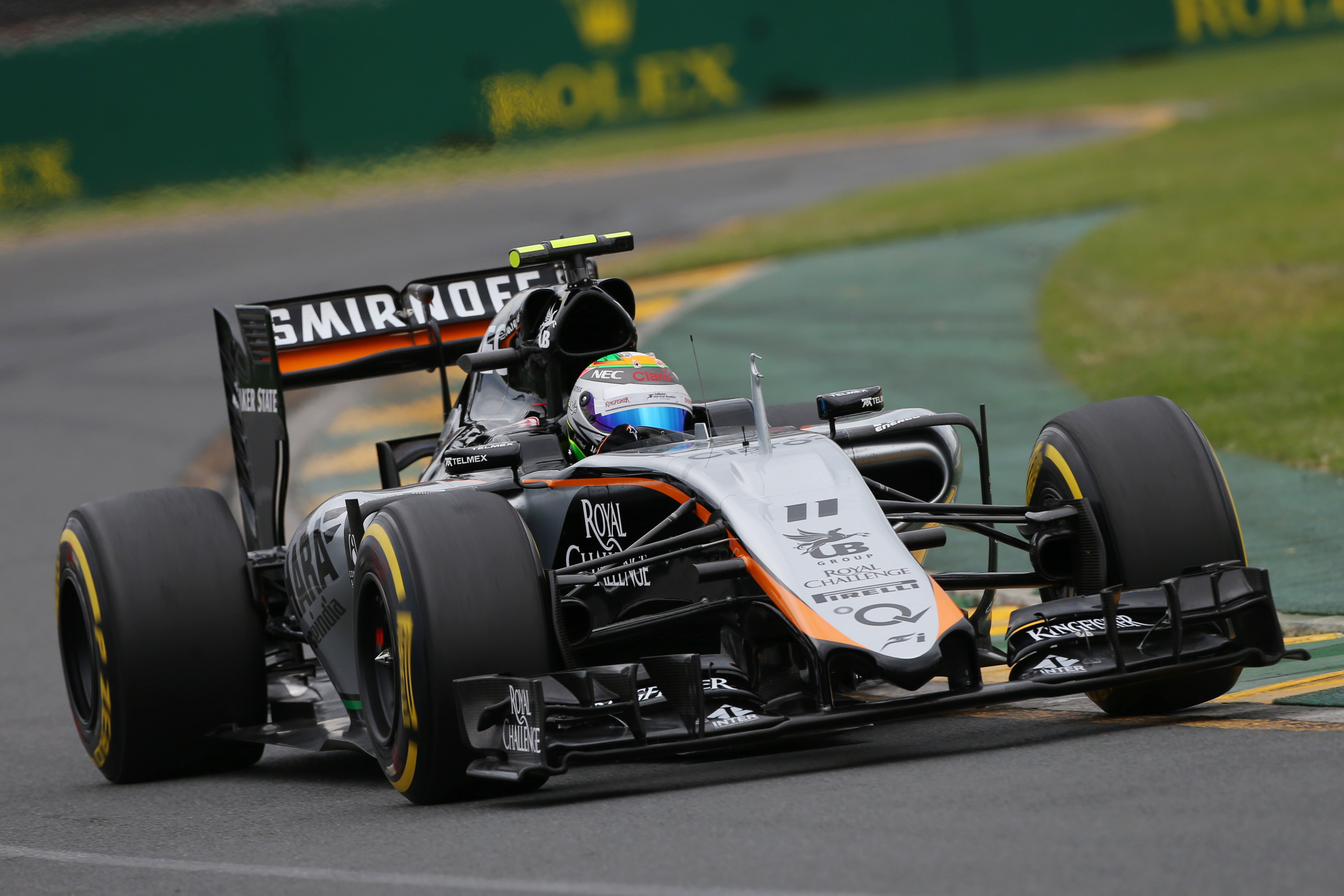 Eén duizendste scheidt Force India-coureurs