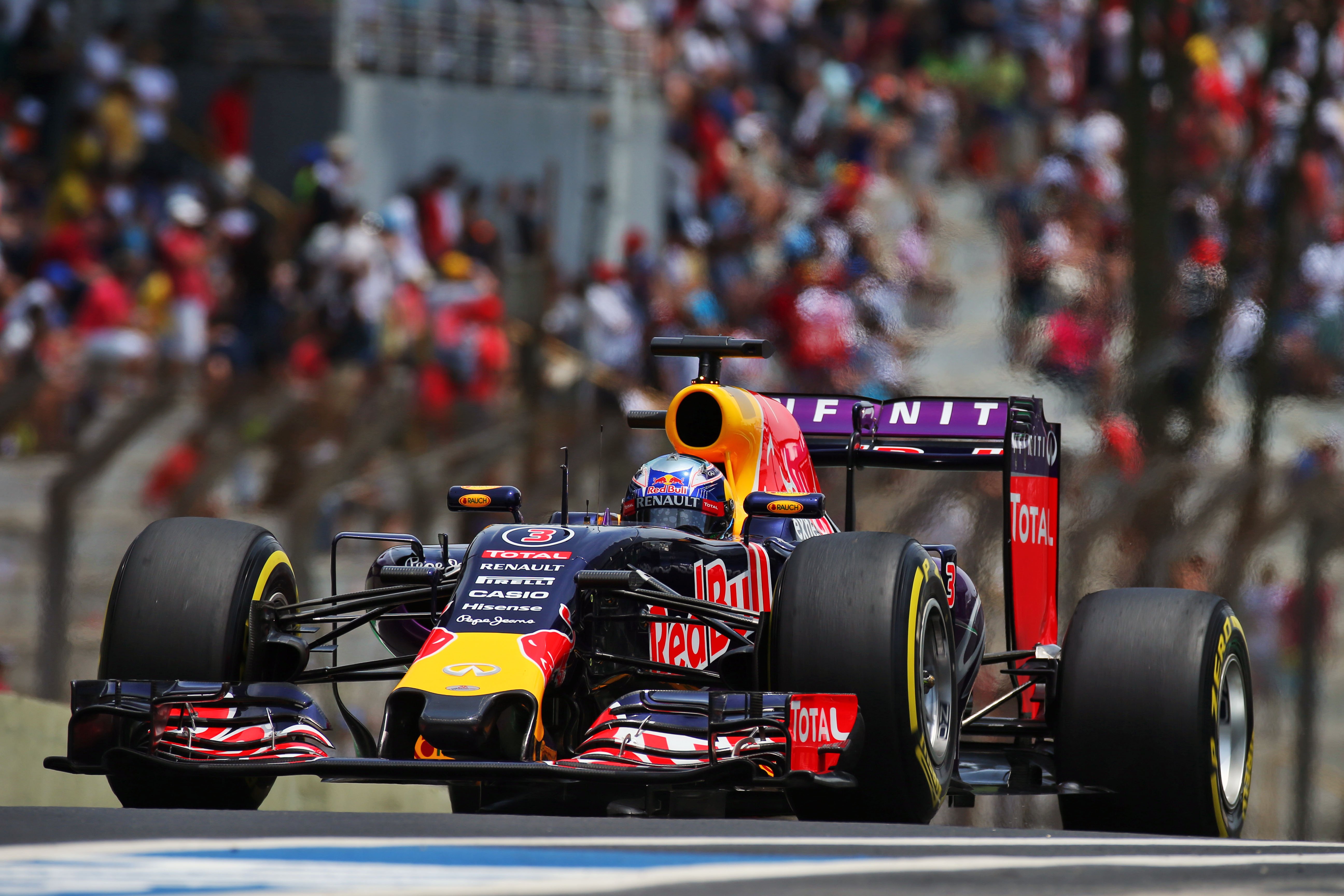 Ricciardo staat voor inhaalrace