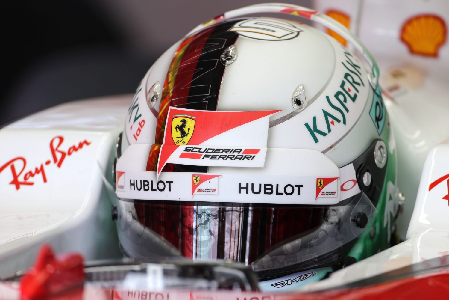 Vettel: 'Ferrari weet wat verbeterd moet worden' | Formule1.nl