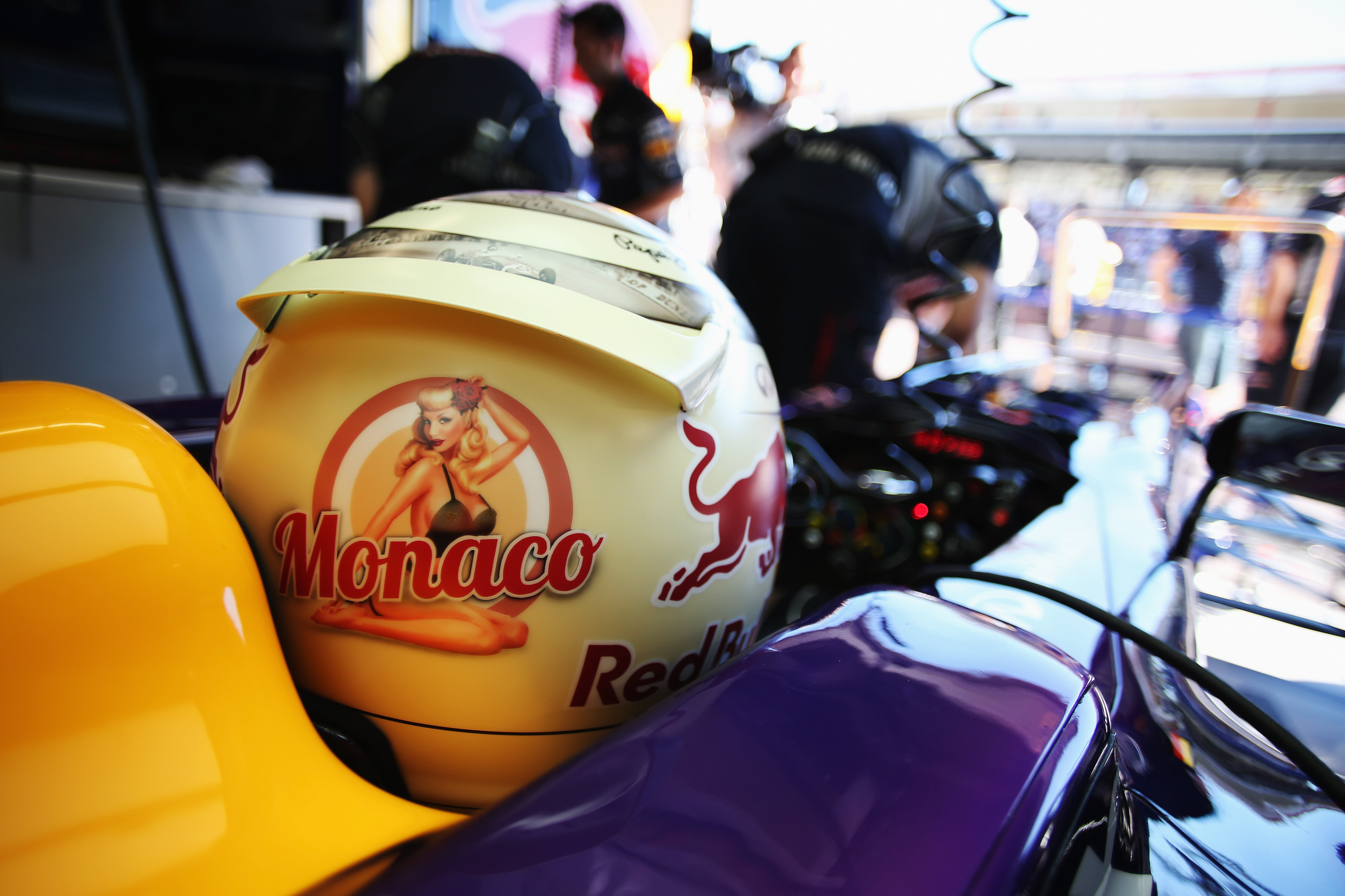 De 8 coolste speciale Monaco-helmen Formule1.nl