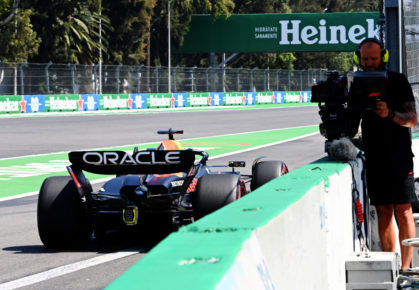 Max Verstappen in actie in Mexico