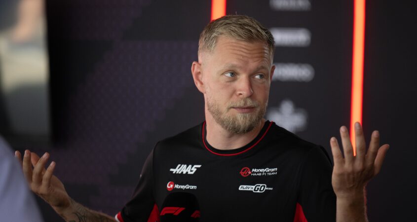 Kevin Magnussen boete 7500 euro