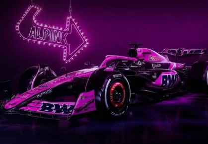 Alpine roze livery